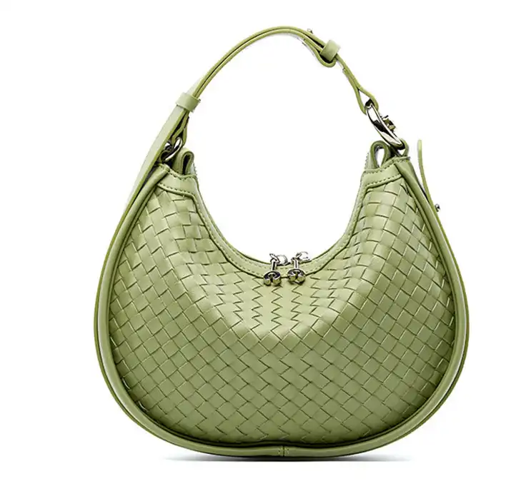 New Woven Fashion Shoulder Bag - Casual Crossbody Style