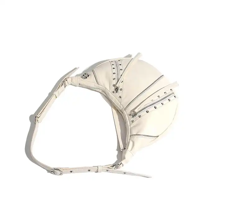 Replica bags Unique koi fish-shaped bag- stylish single-shoulder crossbody for women