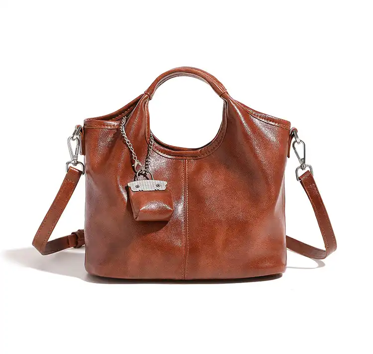 Lv belts replica Vintage Soft Leather Shoulder Bag: Chic & Luxurious Design