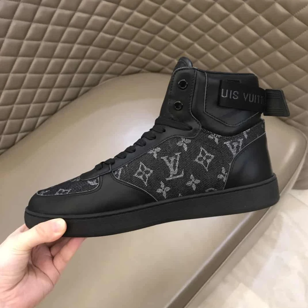 Affordable 3106 LOUIS VUITTON RIVOLI BOOTS – LV77