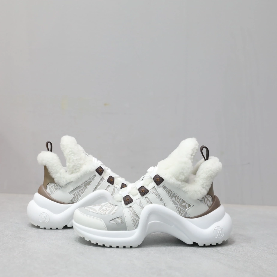Affordable 4778 LV ARCHLIGHT SNEAKER – LSVM011