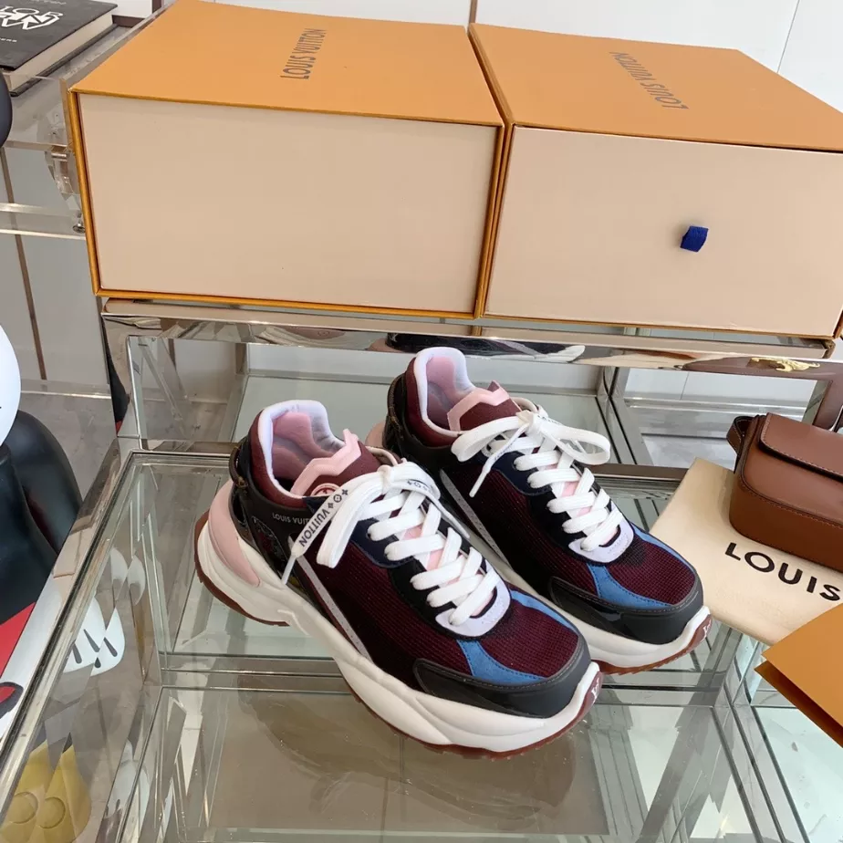 Affordable 491 LV WOMEN’S RUN 55 SNEAKER – LSVM063