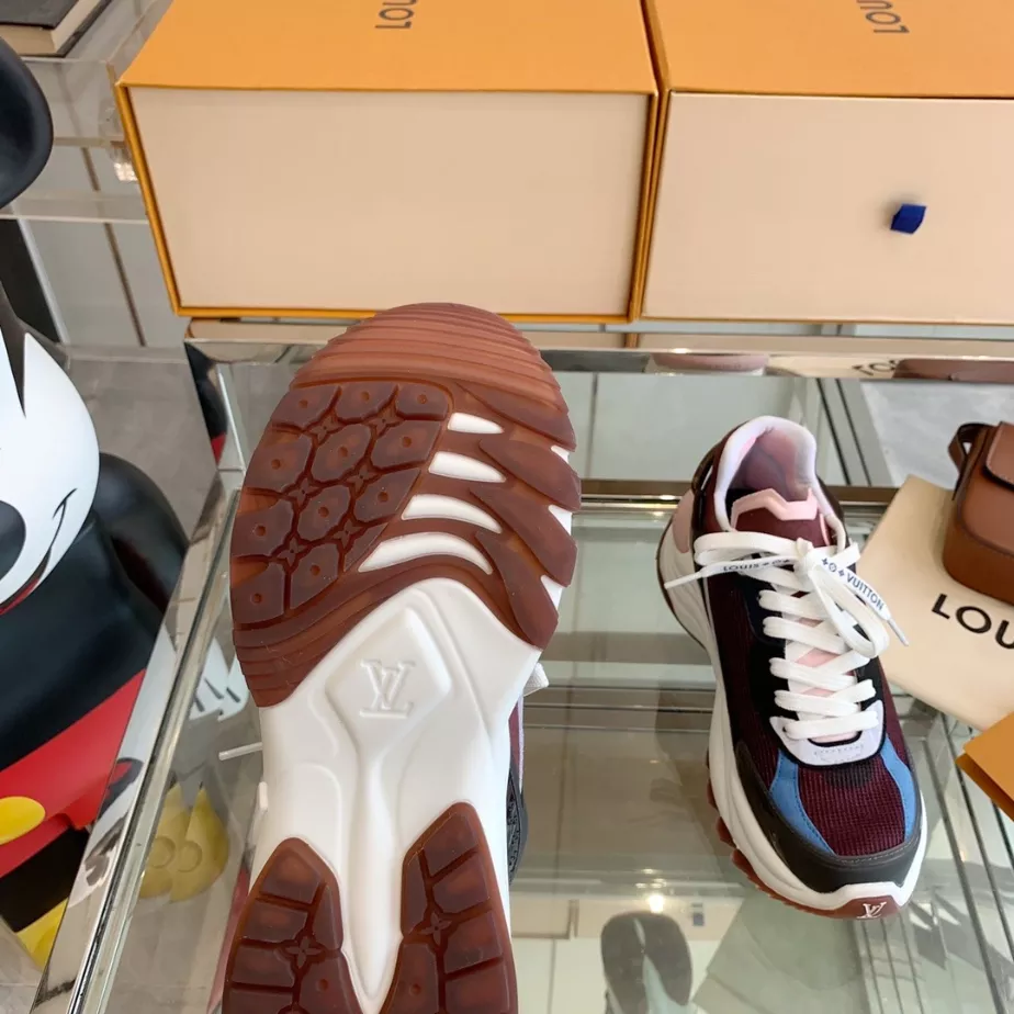 Affordable 491 LV WOMEN’S RUN 55 SNEAKER – LSVM063