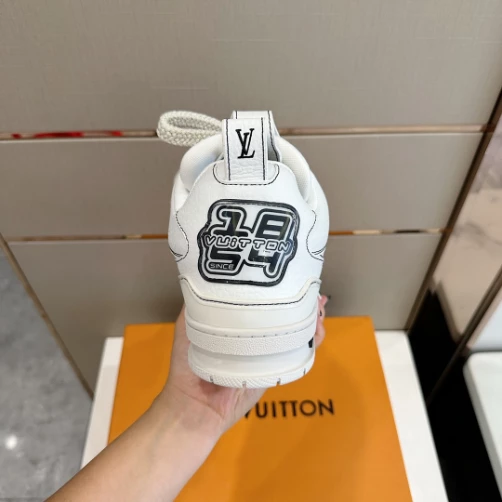 AllSeason 958 LOUIS VUITTON SKATE SNEAKERS IN WHITE – LSVT329