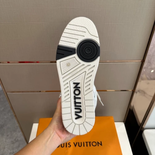 AllSeason 958 LOUIS VUITTON SKATE SNEAKERS IN WHITE – LSVT329