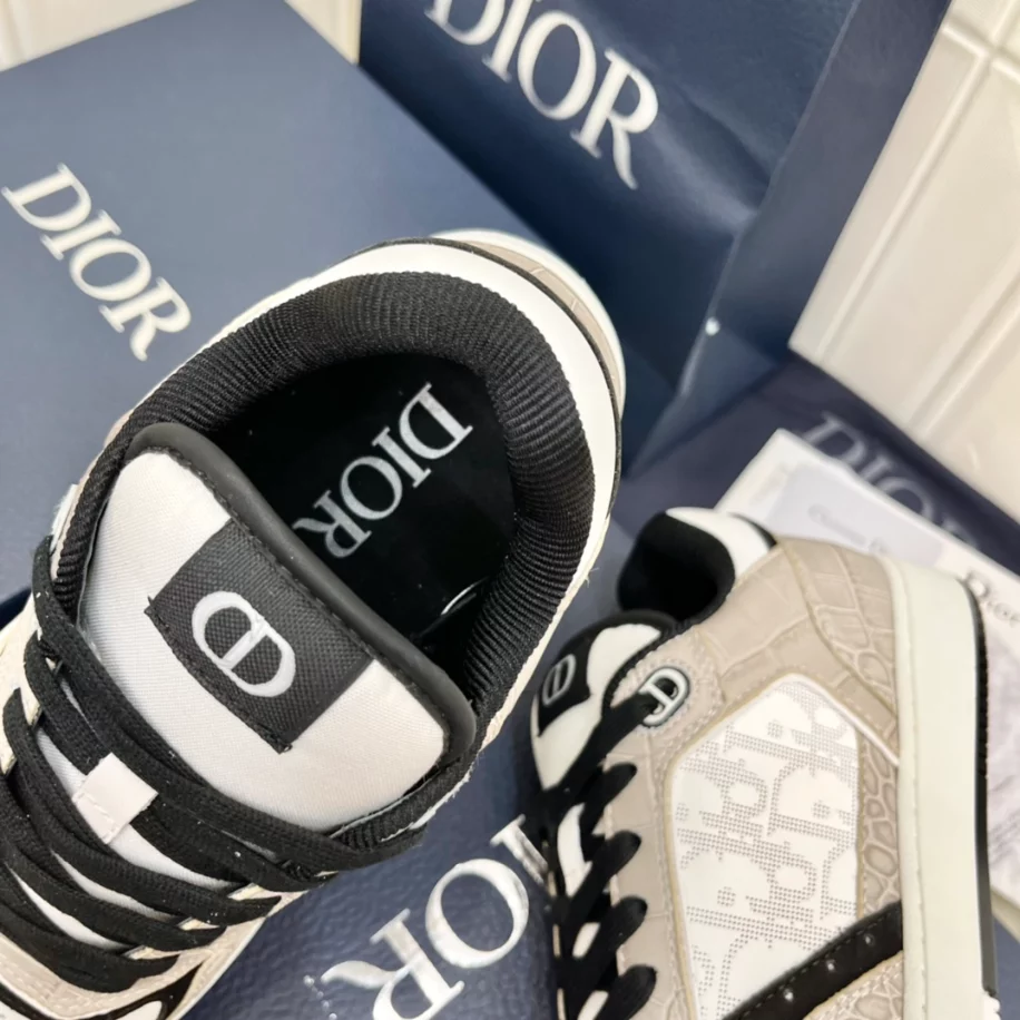 B27 LOW-TOP SNEAKER – CD141 ModernLook 4027