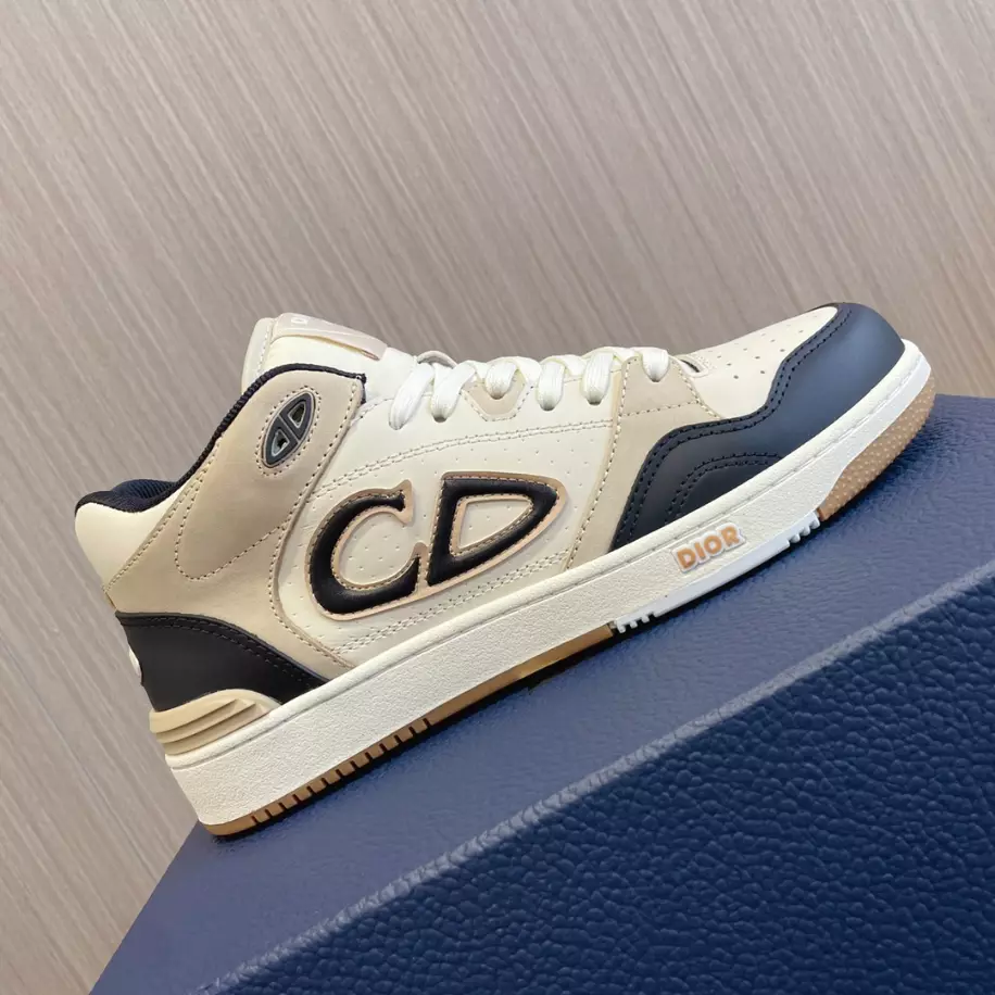 B57 MID-TOP SNEAKER – CD122 WellDesigned 9773