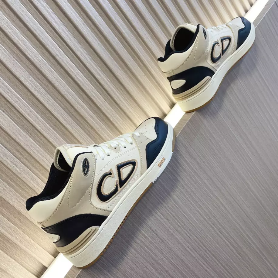 B57 MID-TOP SNEAKER – CD122 WellDesigned 9773