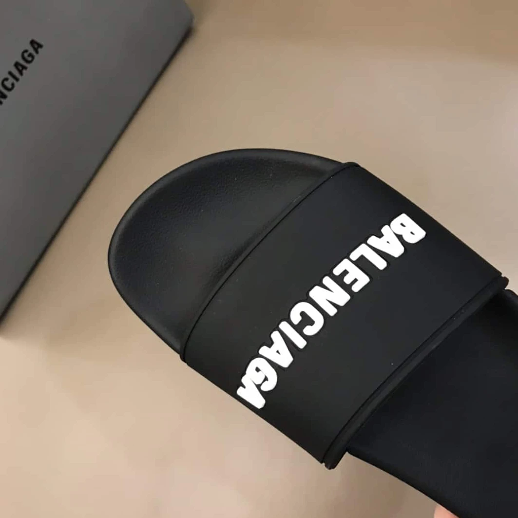 BALENCIAGA RUBBER LOGO POOL SLIDE SANDALS – BBS5 GoodFit 8089
