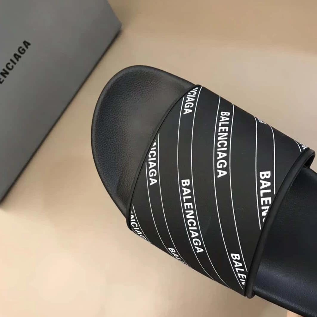 BALENCIAGA RUBBER LOGO POOL SLIDE SANDALS – BBS6 BestValue 6575