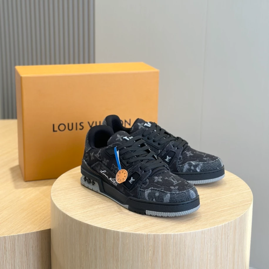 BestValue 9948 LV TRAINER SNEAKER – LSVT407