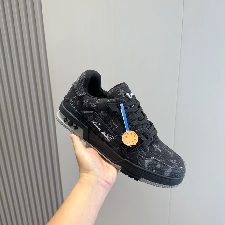 BestValue 9948 LV TRAINER SNEAKER – LSVT407