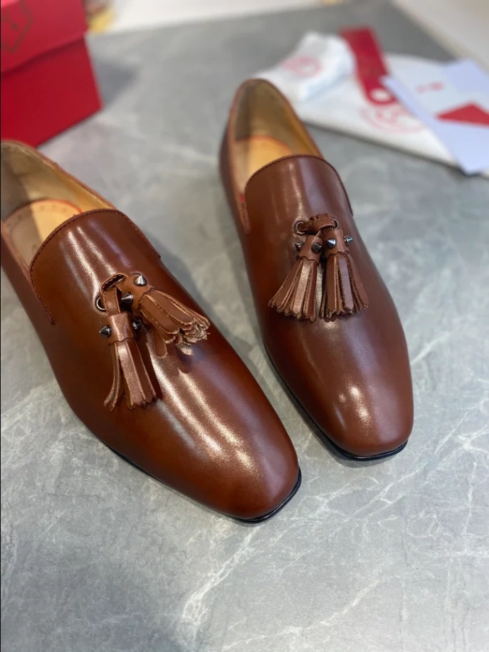 CHRISTIAN LOUBOUTIN DANDELION TASSEL – LDC010 StreetReady 6608