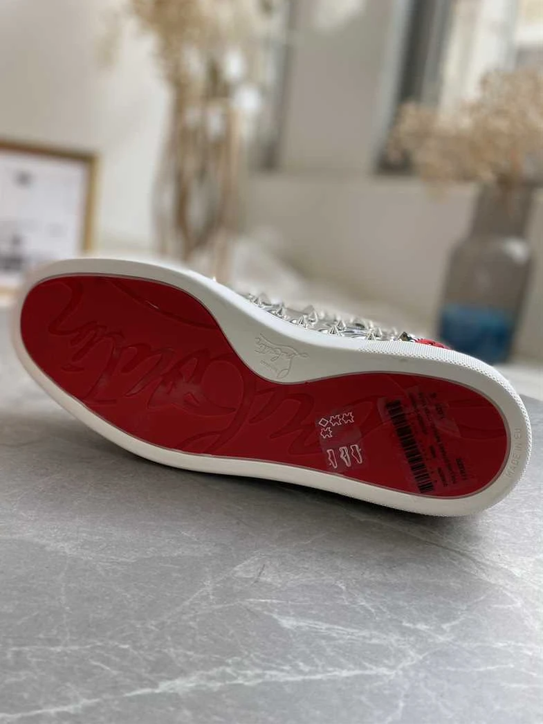 CHRISTIAN LOUBOUTIN LOW TOP SNEAKER – CL170 EasyMatch 355
