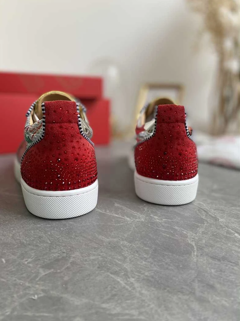 CHRISTIAN LOUBOUTIN LOW TOP SNEAKER – CL170 EasyMatch 355