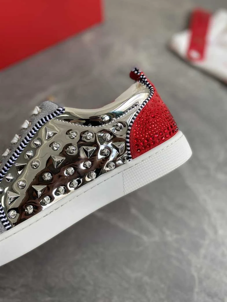 CHRISTIAN LOUBOUTIN LOW TOP SNEAKER – CL170 EasyMatch 355