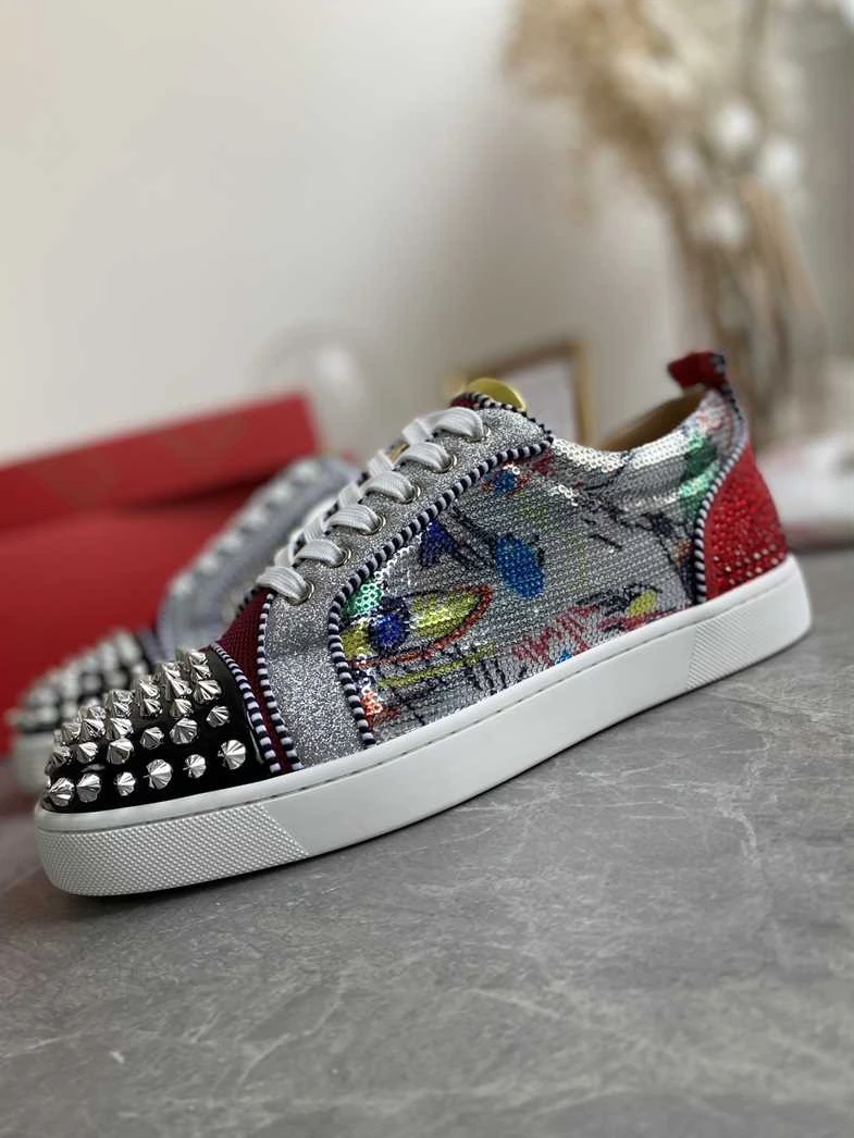CHRISTIAN LOUBOUTIN LOW TOP SNEAKER – CL170 EasyMatch 355