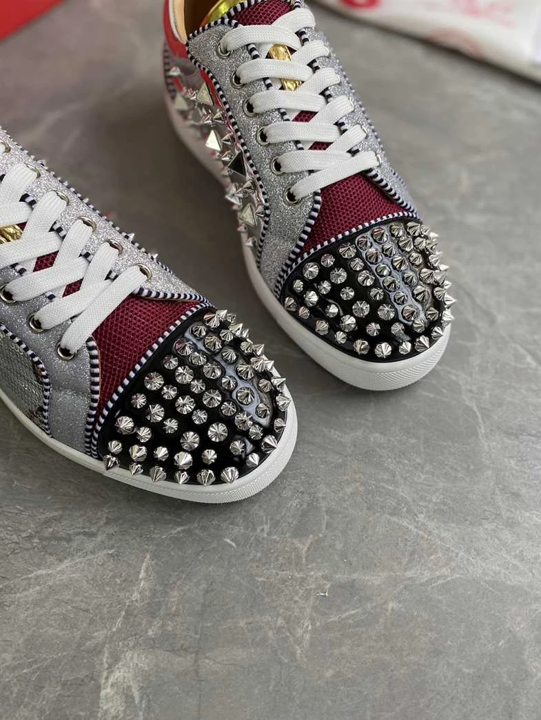 CHRISTIAN LOUBOUTIN LOW TOP SNEAKER – CL170 EasyMatch 355