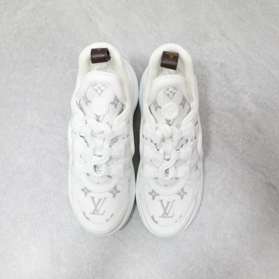 Comfortable 3590 LV ARCHLIGHT SNEAKER – LSVM005