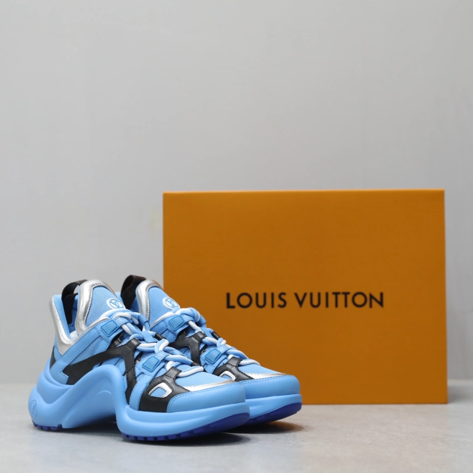 DailyWear 701 LV ARCHLIGHT SNEAKER – LSVM013