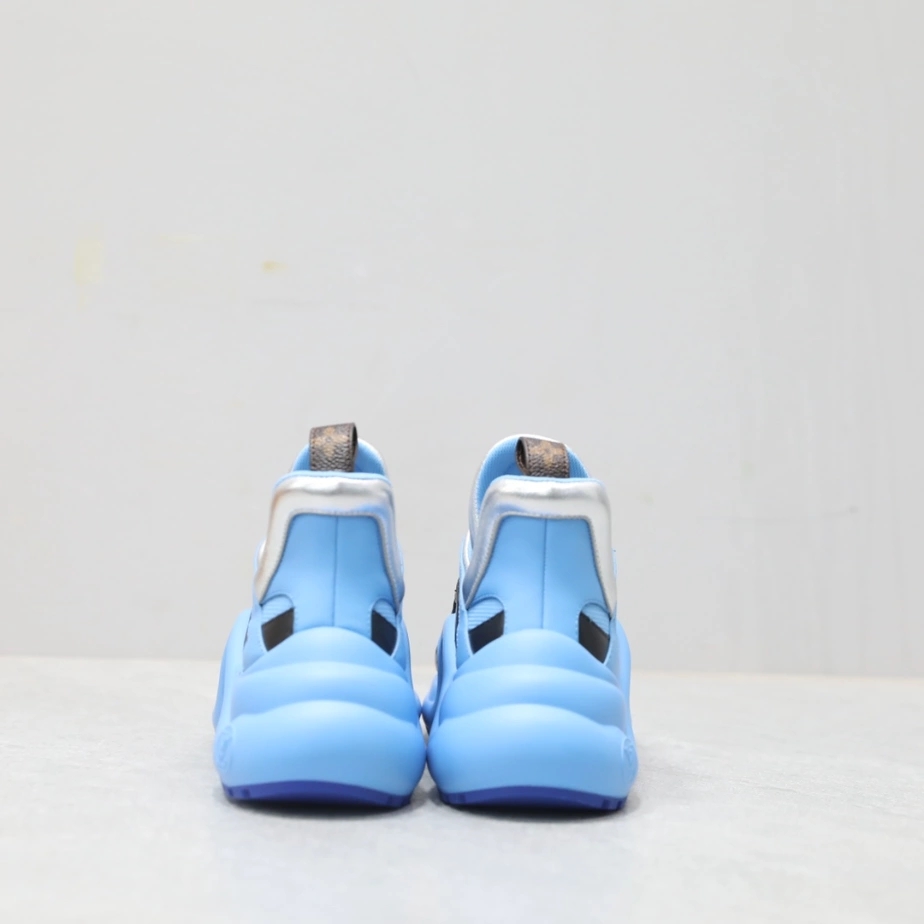 DailyWear 701 LV ARCHLIGHT SNEAKER – LSVM013