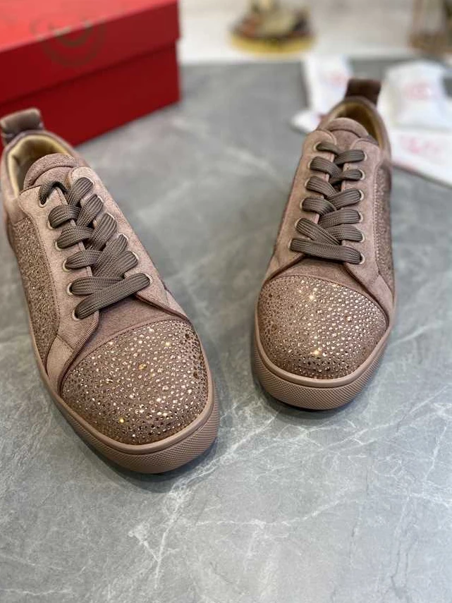 DailyWear 8695 CHRISTIAN LOUBOUTIN LOW TOP SNEAKER – CL168