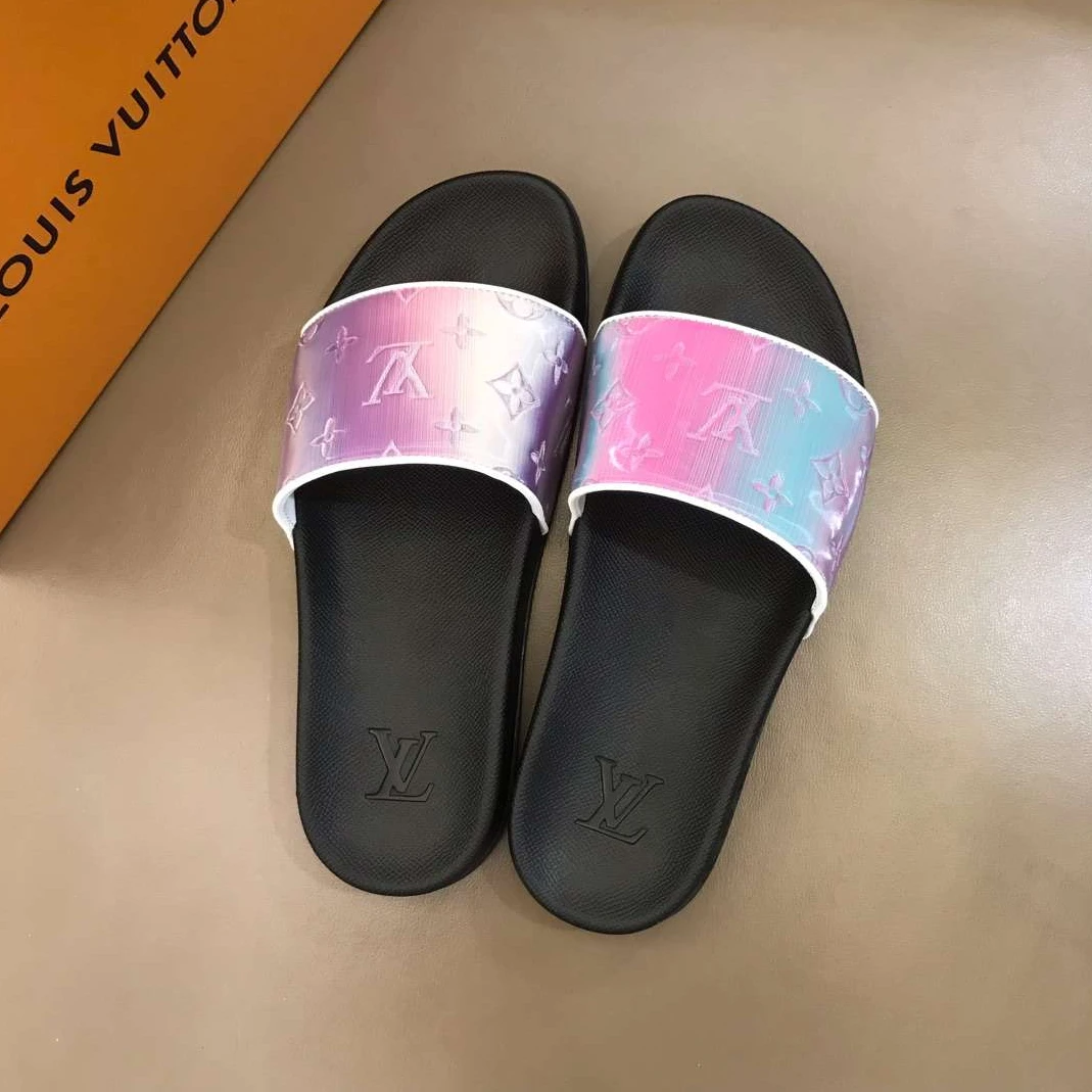 DailyWear 927 LOUIS VUITTON SLIDES – LVS1