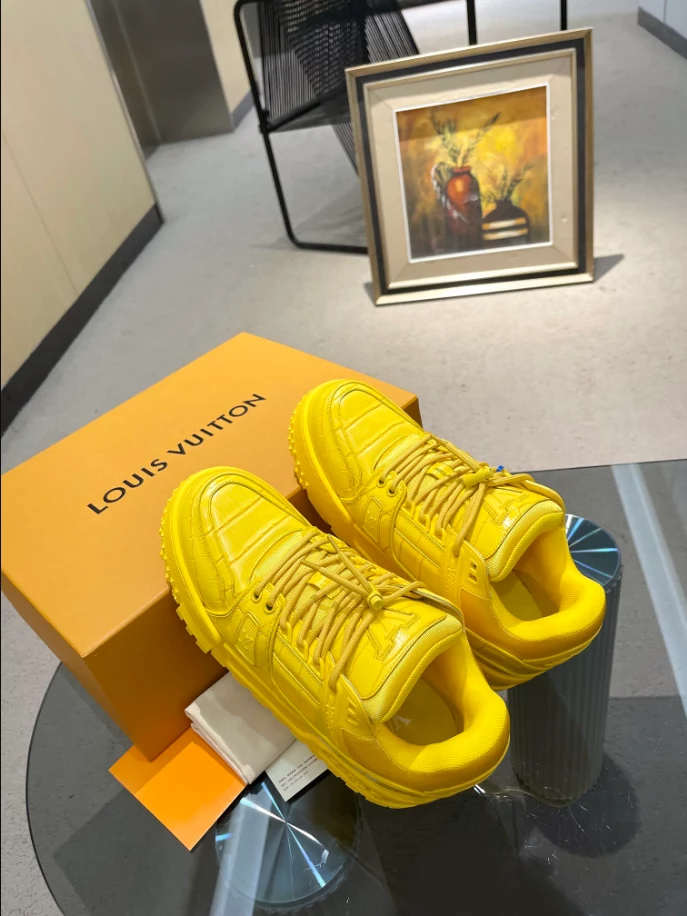 Fashionable 1063 LV TRAINER MAXI SNEAKER – LSVT412