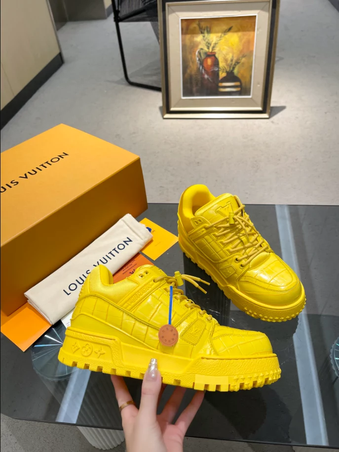 Fashionable 1063 LV TRAINER MAXI SNEAKER – LSVT412
