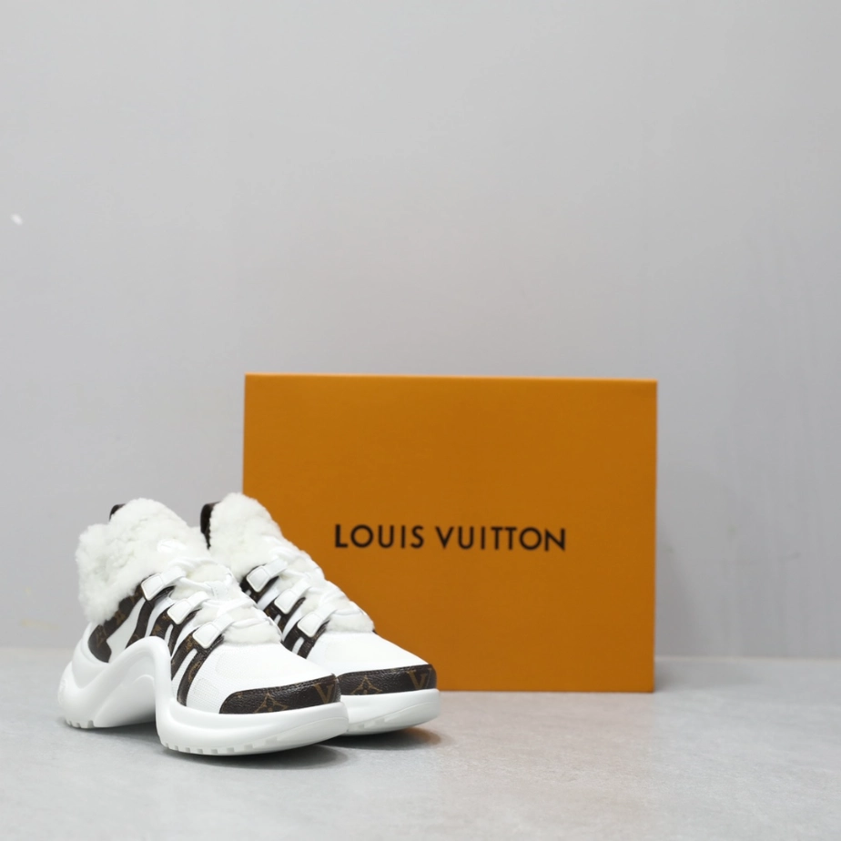 GoAnywhere 2746 LV ARCHLIGHT SNEAKER – LSVM017