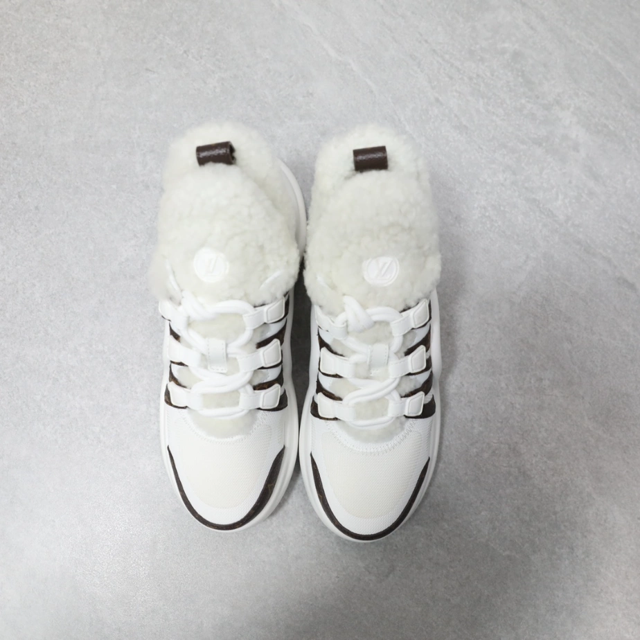 GoAnywhere 2746 LV ARCHLIGHT SNEAKER – LSVM017
