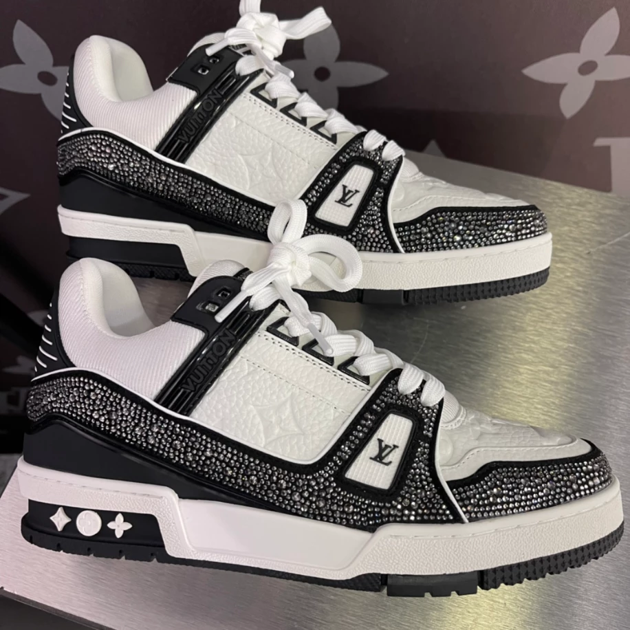 HighQuality 6480 LOUIS VUITTON LV TRAINER SNEAKER IN BLACK  – LSVT361