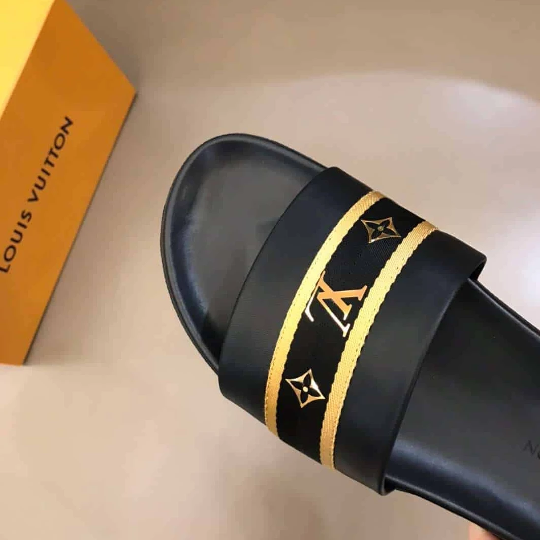 LOUIS VUITTON MEN SLIDES – LVS47 TopPick 1574