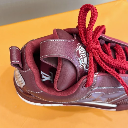 LOUIS VUITTON SKATE SNEAKERS IN BORDEAUX RED – LSVT326 DailyWear 5571