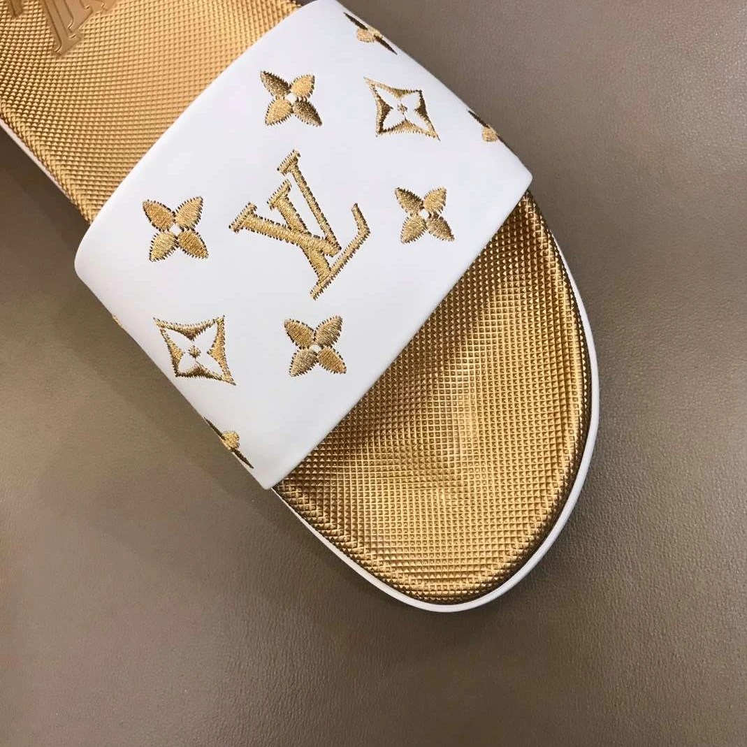 LOUIS VUITTON SLIDES – LVS22 AllSeason 3179