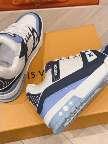 LOUIS VUITTON TRAINER SNEAKERS IN WHITE AND BLUE – LSVT330 SportInspired 7464