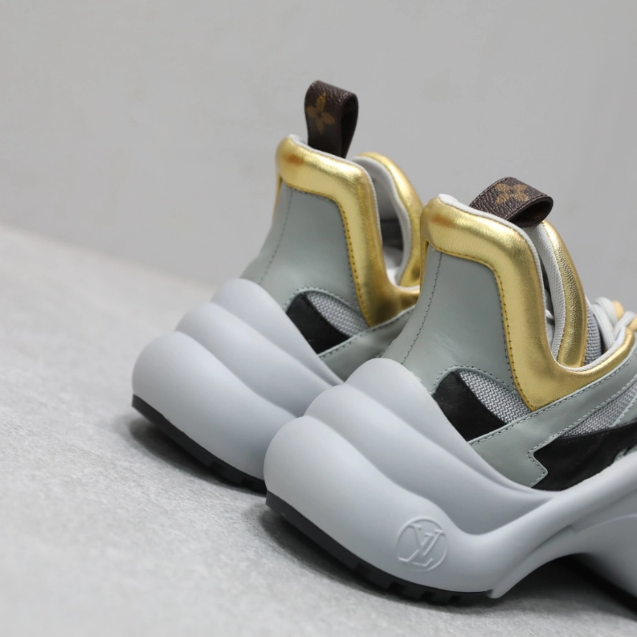 LV ARCHLIGHT SNEAKER – LSVM006 AllSeason 2170