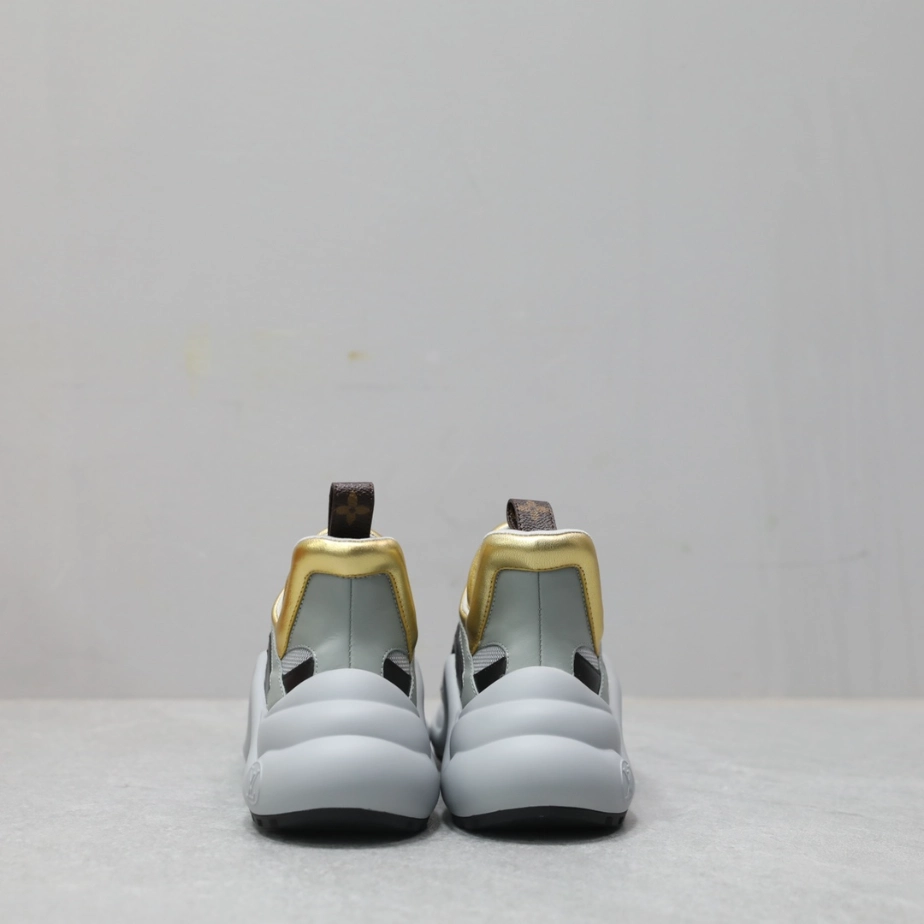LV ARCHLIGHT SNEAKER – LSVM006 AllSeason 2170