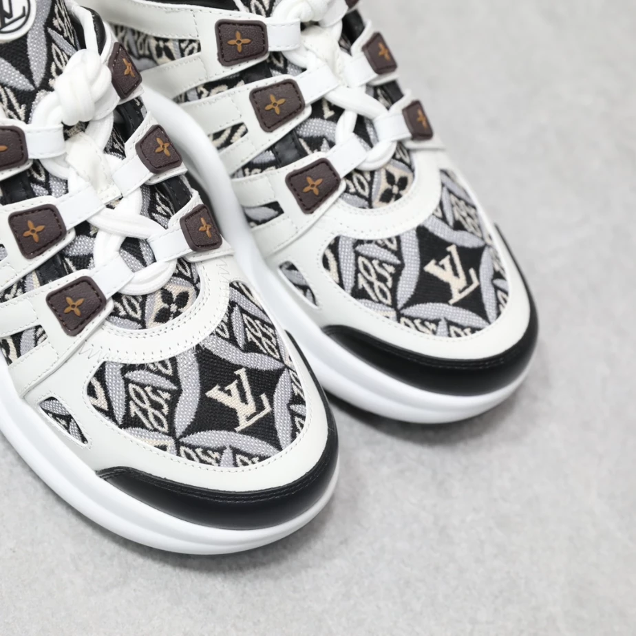 LV ARCHLIGHT SNEAKER – LSVM025 Comfortable 1715
