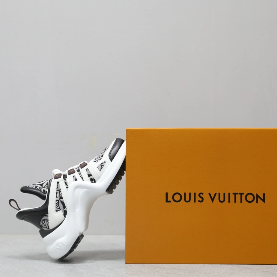 LV ARCHLIGHT SNEAKER – LSVM025 Comfortable 1715