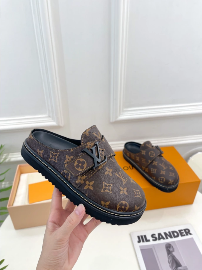 LV EASY MULE – LVS33 SportInspired 8006