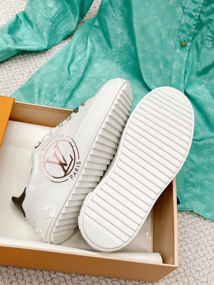 LV TIME OUT SNEAKER – LSVM027 TopPick 5527