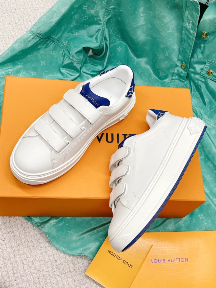 LV TIME OUT SNEAKER – LSVM030 Comfortable 501