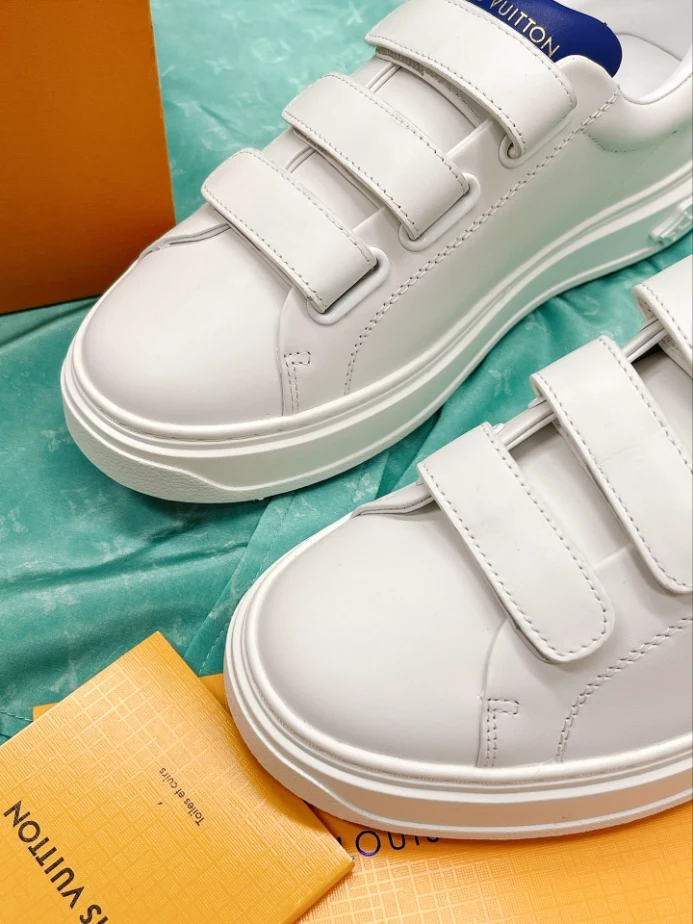 LV TIME OUT SNEAKER – LSVM030 Comfortable 501