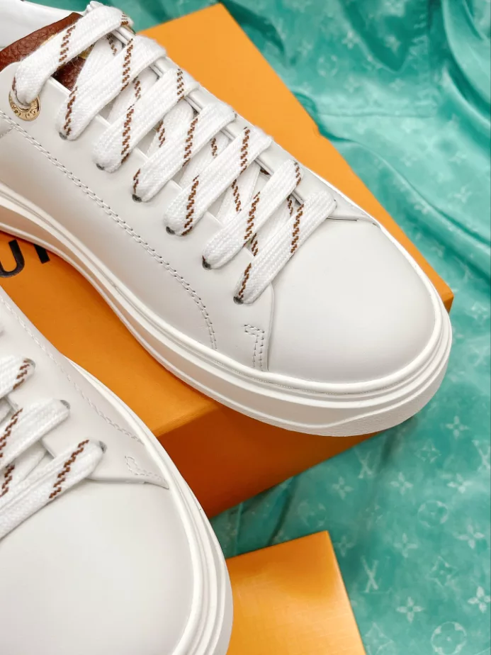 LV TIME OUT SNEAKER – LSVM033 DailyWear 2579