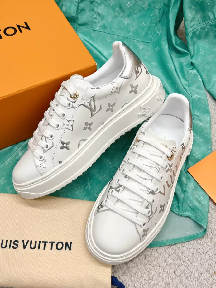 LV TIME OUT SNEAKER – LSVM036 StreetReady 454