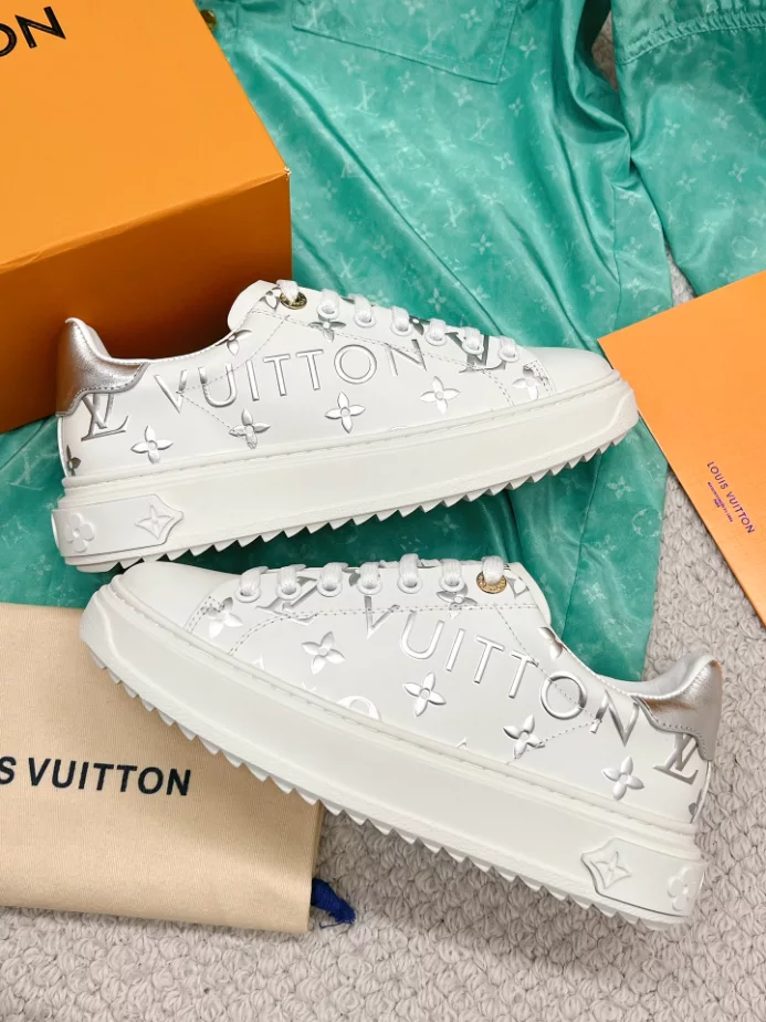 LV TIME OUT SNEAKER – LSVM036 StreetReady 454