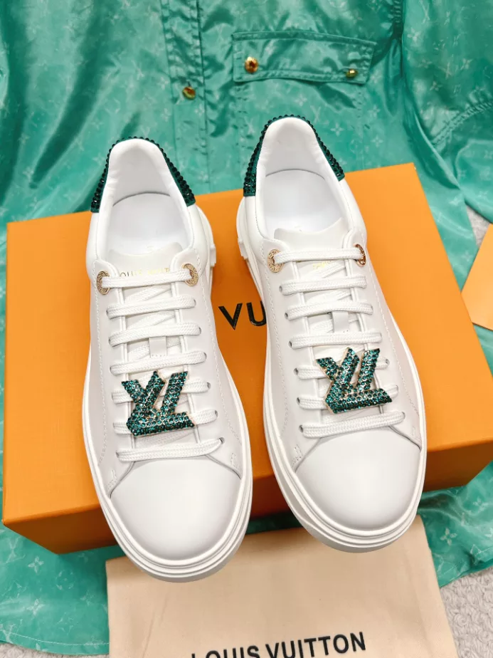LV TIME OUT SNEAKER – LSVM037 NewStyle 9158