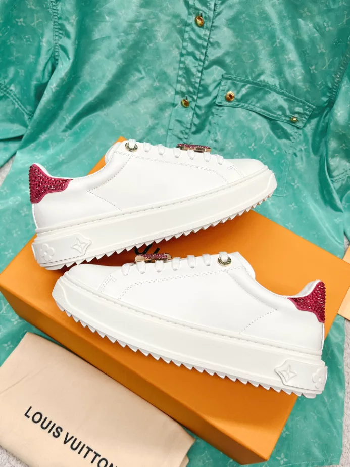 LV TIME OUT SNEAKER – LSVM038 SportInspired 354