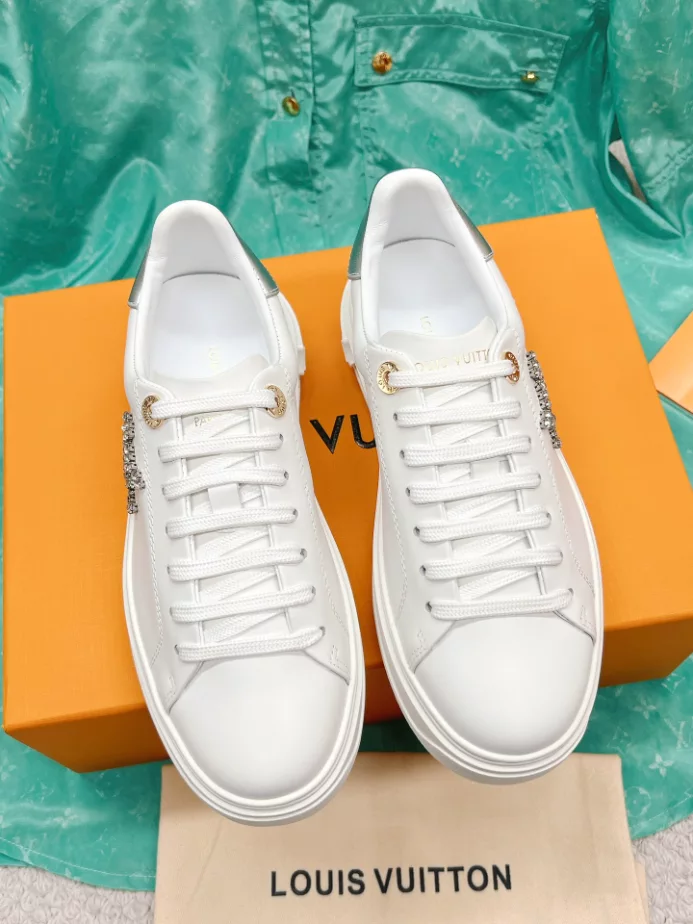 LV TIME OUT SNEAKER – LSVM039 StreetReady 5134
